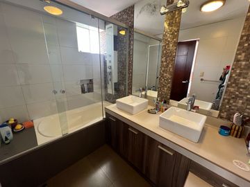 VENTA HERMOSO DEPARTAMENTO EN LA MOLINA – AV. EL CORREGIDOR