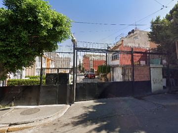 CASA EN REMATE, EN SAN BUENAVENTURA