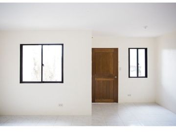 HOUSE AND LOT ORTIGAS EXTENSION SUBDIVISION NO DP FULLY FURNISH TURN OVER