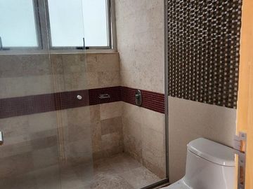 Departamento en Venta en Hares Polanco con amenidades como alberca, gym, cancha de tenis.