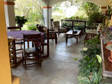 Vendo Casa Como Terreno en  zona muy segura de La Molina