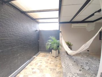 CASA  EN VENTA EN CIUDAD COUNTRY