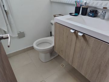 CASA  EN VENTA EN CIUDAD COUNTRY