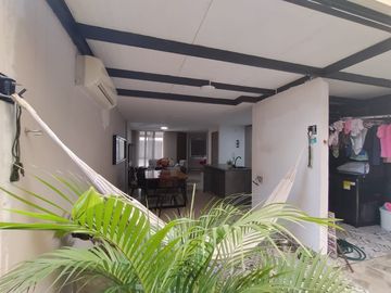 CASA  EN VENTA EN CIUDAD COUNTRY