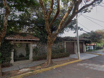 VENDO CASA EN RANCHO CORTES, CUERNAVACA CERCA ESTADIO CENTENARIO