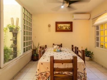 Casa en Venta, Col Payo Obispo Infonavit. Chetumal, Quintana Roo