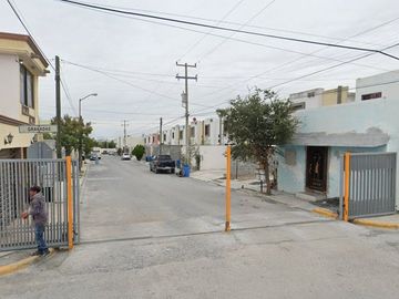 Casa en remate bancario en Villa Florida Sector B, Vista Hermosa, 88715 Reynosa, Tamps.