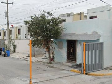 Casa en remate bancario en Villa Florida Sector B, Vista Hermosa, 88715 Reynosa, Tamps.