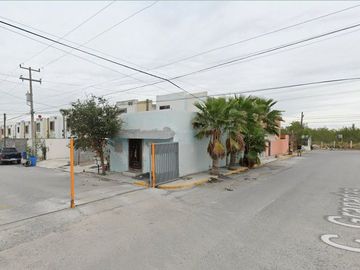 Casa en remate bancario en Villa Florida Sector B, Vista Hermosa, 88715 Reynosa, Tamps.