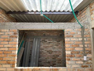 Vendo casa para remodelar