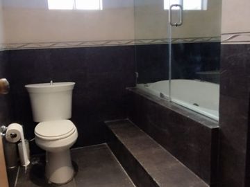 VENTA DE RESIDENCIA EN CAMPOS ELISEOS