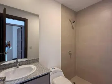 CASA DE 3 HABITACIONES SIN ADOSAR -EN VENTA- PIFO