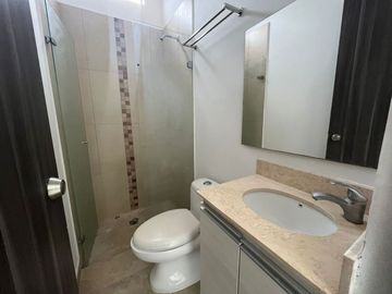 APARTAMENTO 302 EN EDIFICIO VILLA SOL - BARRIO PORTAL DE LA PRADERA