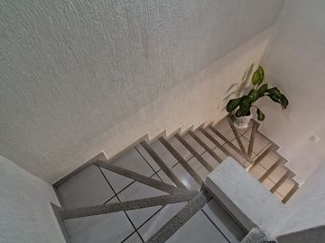 CASA EN VENTA EN PUENTE MORENO, CLUSTER CON ALBERCA, HABITACION PLANTA BAJA