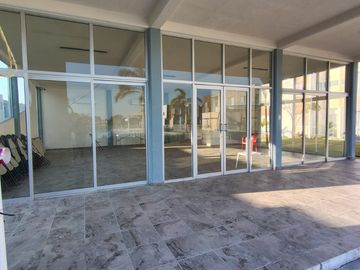 CASA EN VENTA EN PUENTE MORENO, CLUSTER CON ALBERCA, HABITACION PLANTA BAJA