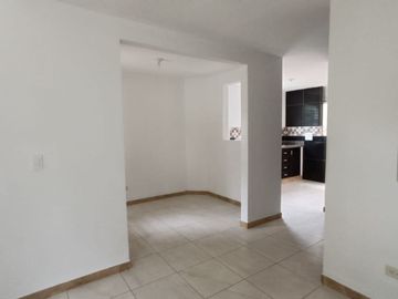 CASA EN CONJUNTO RESIDENCIAL LAS HELICONIAS