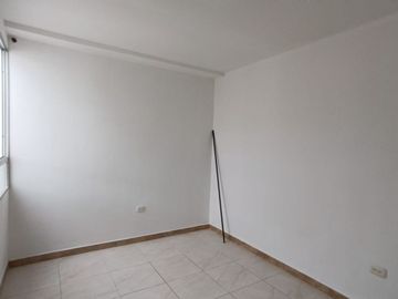 CASA EN CONJUNTO RESIDENCIAL LAS HELICONIAS