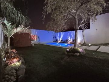 CUERNAVACA BURGOS BUGAMBILIAS CASA EN VENTA CON JARDÍN Y ALBERCA