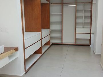 CUERNAVACA BURGOS BUGAMBILIAS CASA EN VENTA CON JARDÍN Y ALBERCA