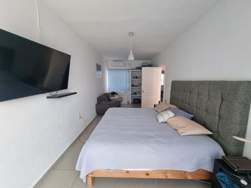 VENDO CASA EN FRACC. SIGLO XXI CON VIGILANCIA 24/7