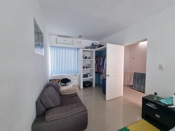 VENDO CASA EN FRACC. SIGLO XXI CON VIGILANCIA 24/7
