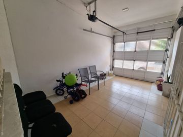 VENDO CASA EN FRACC. SIGLO XXI CON VIGILANCIA 24/7