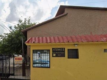CASA EN VENTA EN FRACCIONAMIENTO ATENAS II