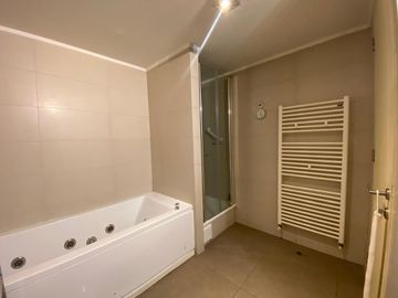 Se vende hermoso departamento Parque De Lo Matta. Rancagua