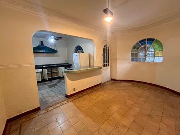 Venta de departamento en Av. de los Maestros, Frente al Casco de Santo Tomás, CDMX
