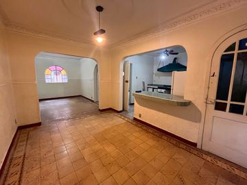 Venta de departamento en Av. de los Maestros, Frente al Casco de Santo Tomás, CDMX