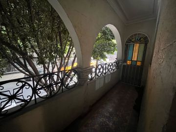 Venta de departamento en Av. de los Maestros, Frente al Casco de Santo Tomás, CDMX