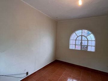 Venta de departamento en Av. de los Maestros, Frente al Casco de Santo Tomás, CDMX