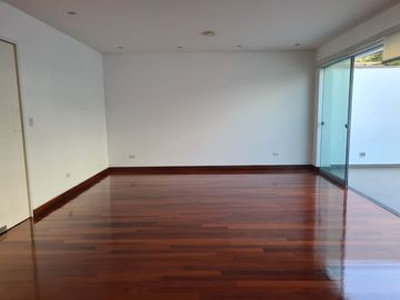SE ALQUILA HERMOSO DEPARTAMENTO EN SAN BORJA A LA ESPALDA DE LA PASTELERIA SAN ANTONIO