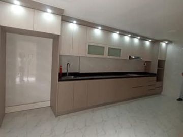 VENTA CASA 2 PISOS EN URB. PRIMAVERA