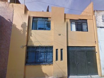 VENTA DE CASA EN COL.EX HIPODROMO DE PERALVILLO ALCALDIA CUAUHTEMOC