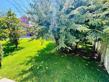 VENTA DE CASA SOLA CON ALBERCA EN OACALCO, YAUTEPEC, MORELOS