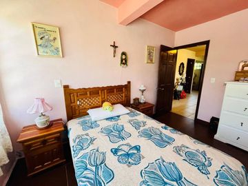 VENTA DE CASA SOLA CON ALBERCA EN OACALCO, YAUTEPEC, MORELOS