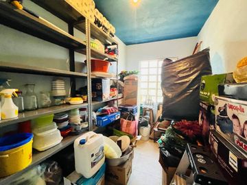 VENTA DE CASA SOLA CON ALBERCA EN OACALCO, YAUTEPEC, MORELOS