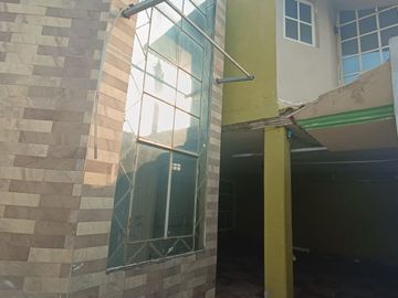 CASA EN VENTA EN COL. FORMANDO HOGAR