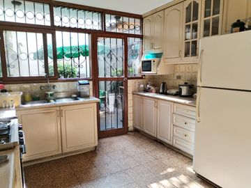 Exclusiva Residencia Frente Al Parque Ecológico Loma Amarilla