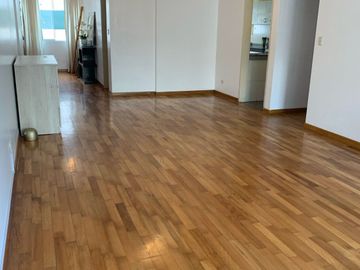SE ALQUILA AMPLIO DEPARTAMENTO DE 130 M2 EXCELENTE UBICACION.