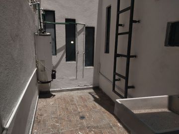 CASA EN VENTA EN LOMAS DEL MÁRMOL