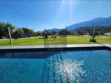 CASA EN VENTA CARRETERA NACIONAL, FRACC. LOS CRISTALES