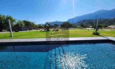 CASA EN VENTA CARRETERA NACIONAL, FRACC. LOS CRISTALES