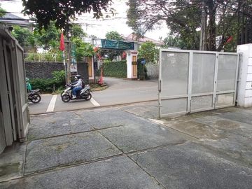 Rumah Bonus Kantor dan Ruang Usaha, 1.5km ke Pondok Labu Raya