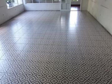 Rumah Bonus Kantor dan Ruang Usaha, 1.5km ke Pondok Labu Raya
