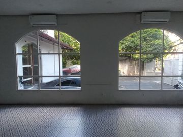 Rumah Bonus Kantor dan Ruang Usaha, 1.5km ke Pondok Labu Raya