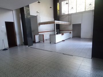 Rumah Bonus Kantor dan Ruang Usaha, 1.5km ke Pondok Labu Raya