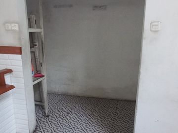 Rumah Bonus Kantor dan Ruang Usaha, 1.5km ke Pondok Labu Raya