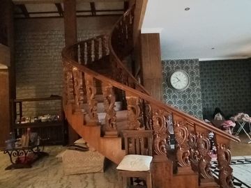 Rumah Bonus Kantor dan Ruang Usaha, 1.5km ke Pondok Labu Raya